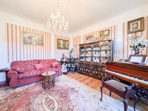 Photo 22- click for photo gallery